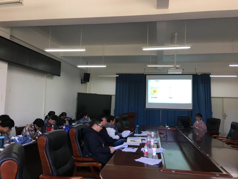 信自学院开展2020年学生课外学术科技创新基金课题中期答辩